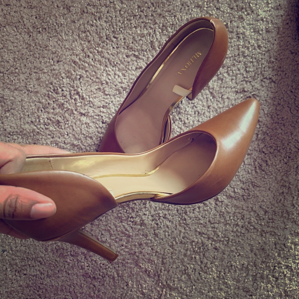 Merona 4” heels - gold accent, camel/brown color